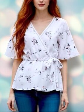 NWT SIENNA SKY Floral Wrap Tie Waist Blouse L